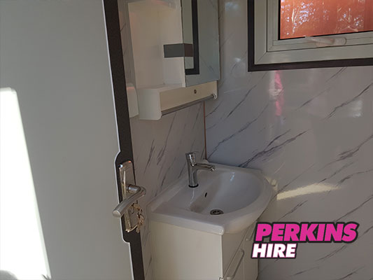 perkins hire Amenities and ablution blocks hire shower and toilet